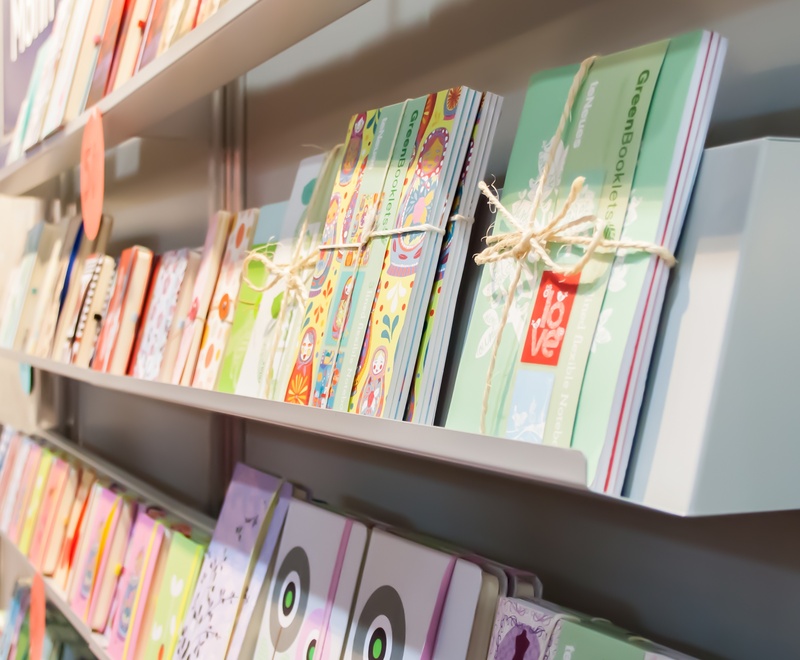 sell, friends, shopping, retail, give, fair, no people, friendship, shelf, company, choice, loop, book, close, in a row, book fair, multi colored, still life
