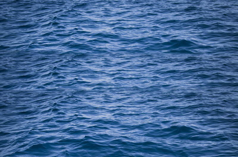 day, texture, nobody, full frame, tex, water, pattern, hot wet, backgrounds, tranquility, wave pattern, pure, shiny, background, light, clean, ocean, scenics - nature