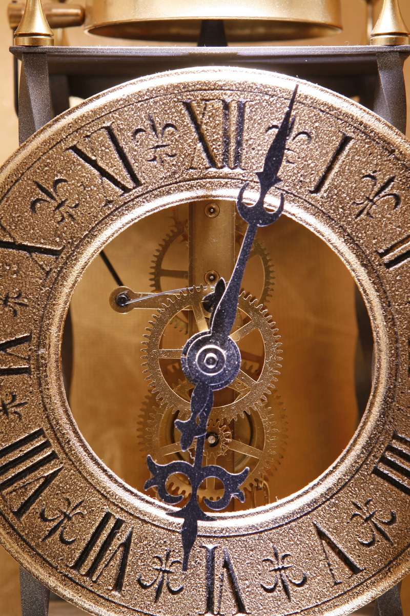 appointment, second, midnight, elegant, number, indoors, time, close-up, dial, accuracy, clock, pressure, gold, geometric shape, instrument of time, passing