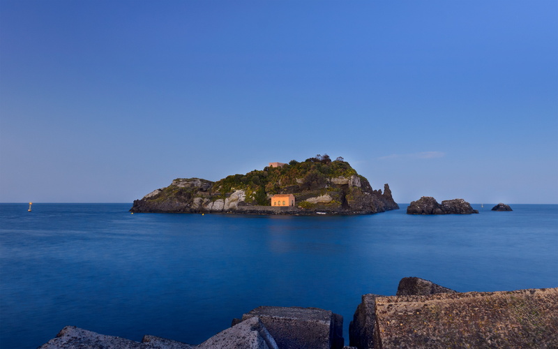 rock, stack rock, sea, coastal, seascape, amount, horizon over water, solid, acitrezzaitaly, rock - object, sky, copy space, nikon, italy, idyllic, blue