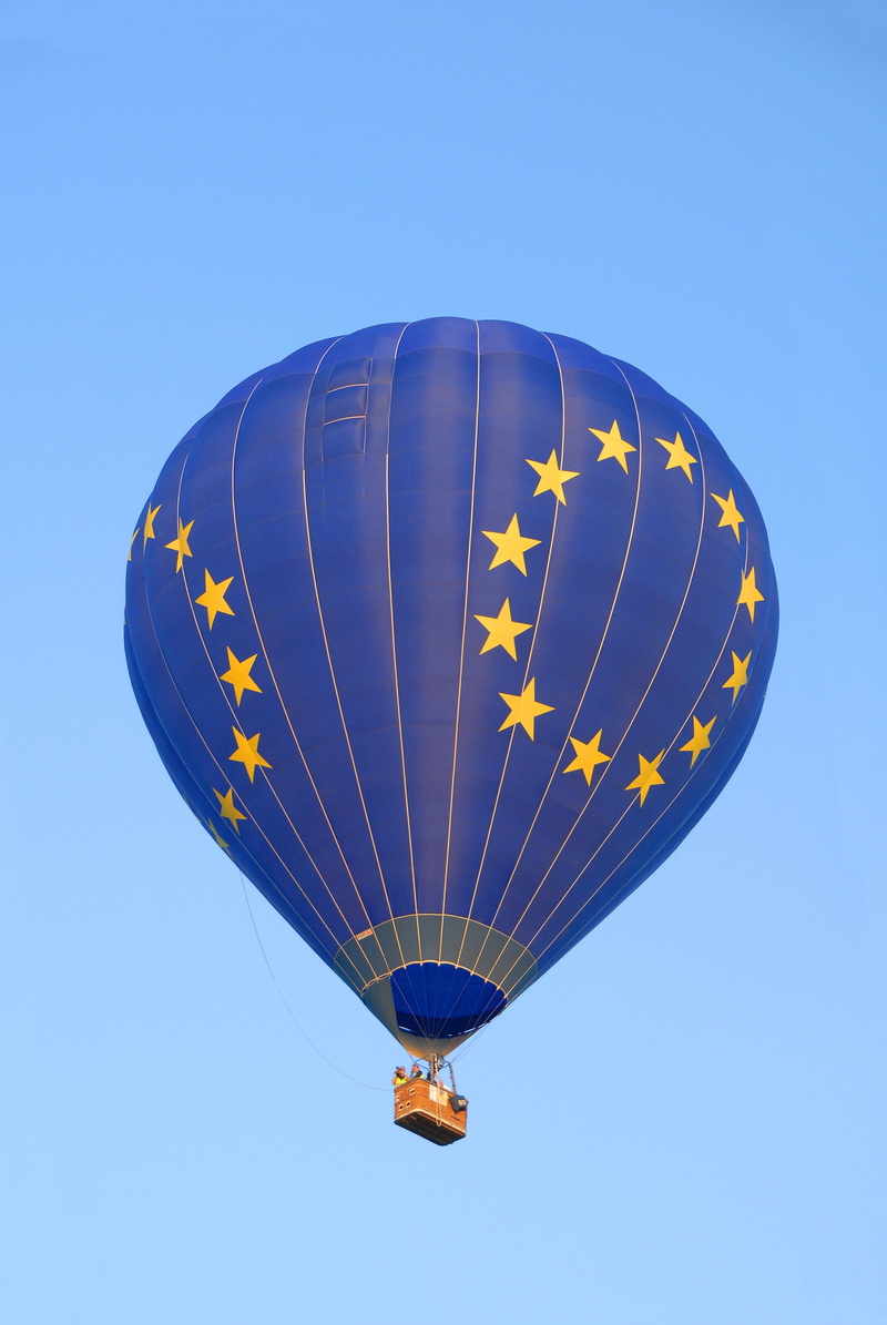 ball, hot air balloon, space, vertigo, aerial view, no people, parachute, flight, ballon, sport, blue, transportation, clear sky, helium, metz, set, europe