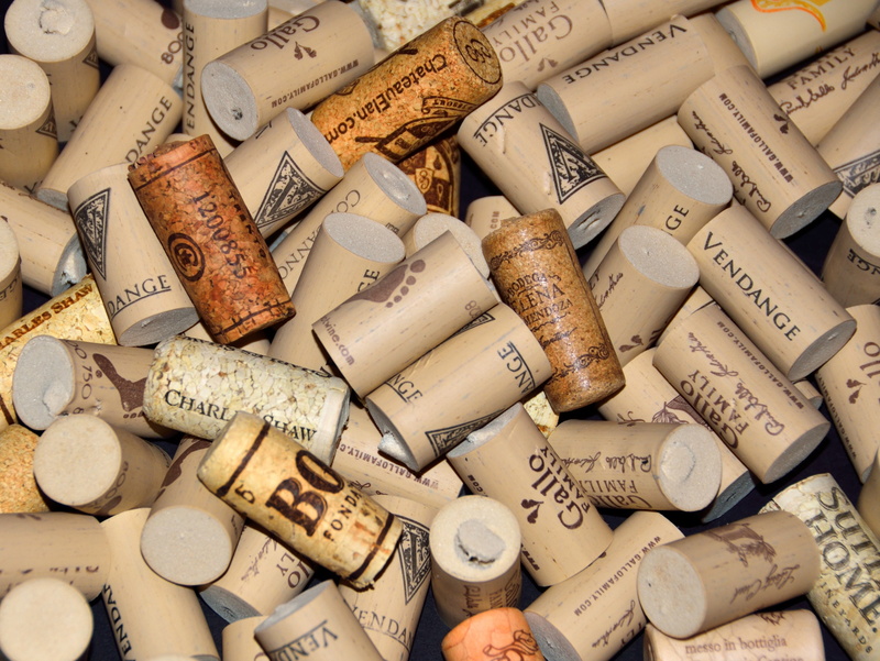 large group of objects, drink, directly above, 4K, group, wine cork, no people, object, shape, abundance, backgrounds, row, pattern, choice, alcohol, nobody