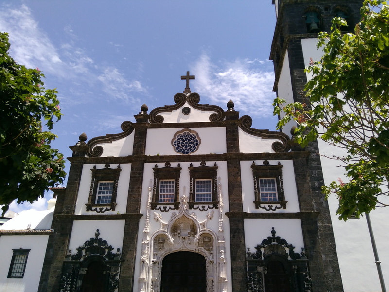 architecture, nature, day, stone, island, clock, array, belief, Religion, plant, ornate, Church, são miguel, facade, no people, Blue Sky, window, low angle view