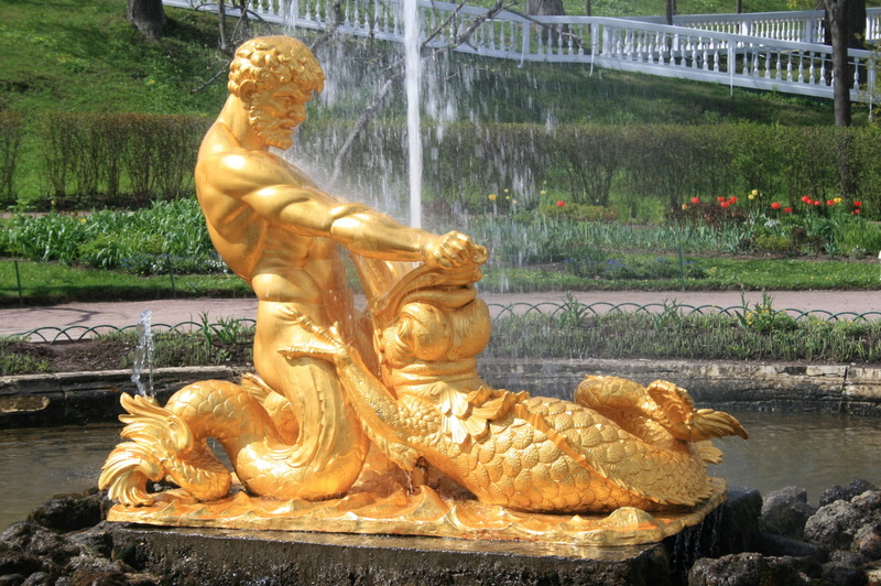 built structure, nature, spout, triton, lion - feline, representation, Water, Fountain, outdoors, peterhof, Spout, Bronze, craft, day, architecture, creativity