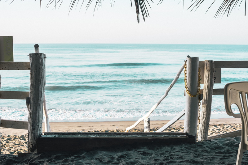 beach, tranquil scene, horizon over water, body, scenics - nature, land, brown, water, sea, coast, sky, horizon, tranquility, ladder, photo, near, beauty in nature