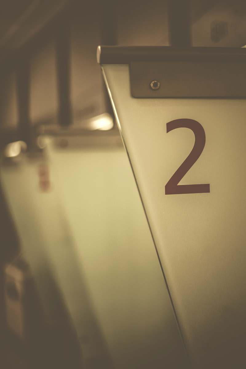 night, selective focus, communication, ipod, calendar, digital clock, close-up, phone, iphone, cell phone, number, text, elevator, symbol, illuminated