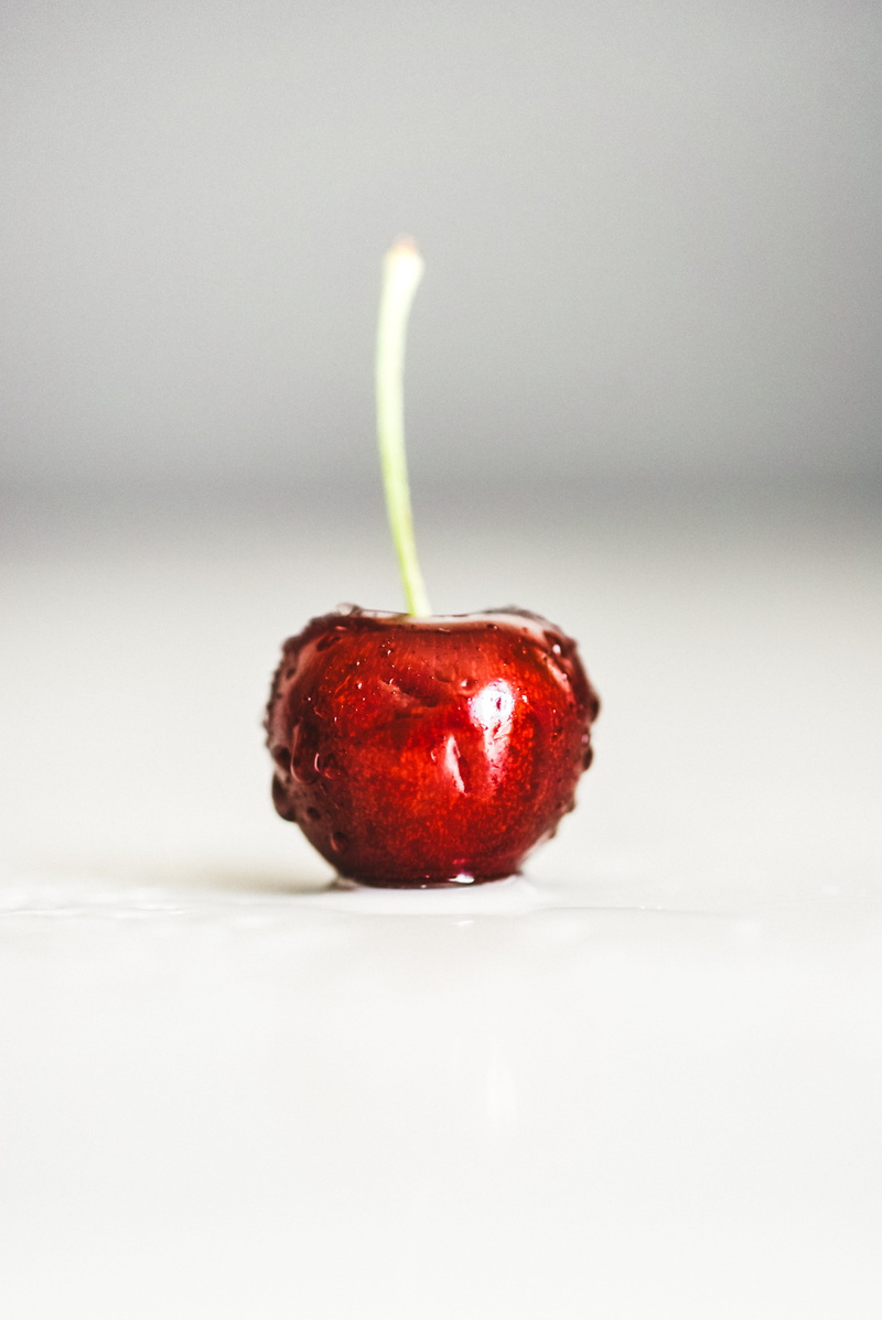 food, candy, freshness, bull, wellbeing, cherry, 5K, plant stem, copy space, fresh, white background, feed, mammal, plant, selective focus, focus on foreground
