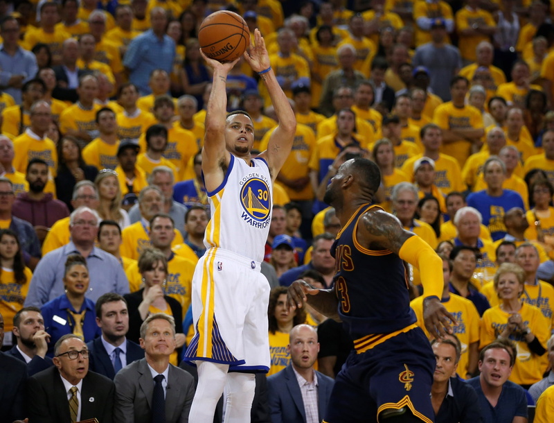 arms raised, human arm, golden state warriors images for desktop background, success, human limb, happiness, large group of people, sport, 1080P, group of people