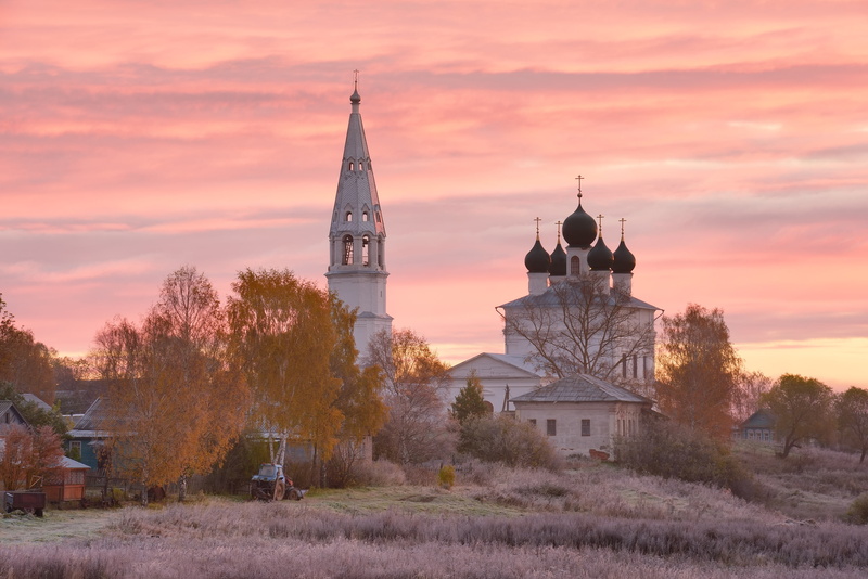 Russian backwoods, 2K, village, clouds, the bell tower, pink, dome, sunset, tractor, dawn, temple, the sky, haze, field, trees, nature, houses, Russia