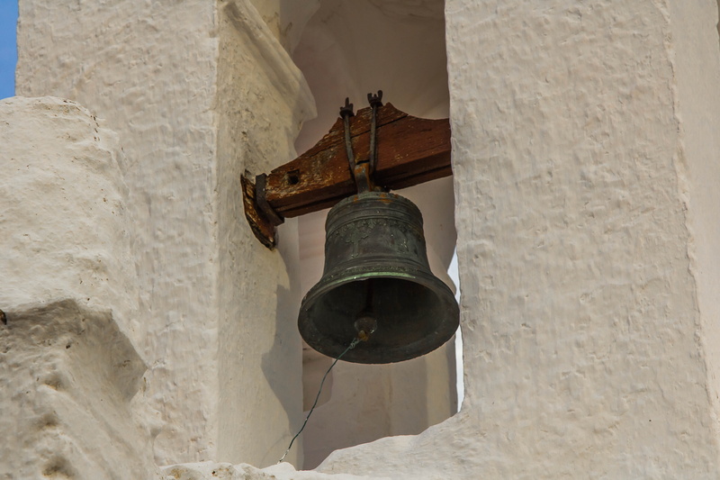 belief, tower, old, wall - building feature, place of worship, bell, Ancient, hanging, cellar, day, spirituality, 4K, outdoors, religion, ceiling, no people
