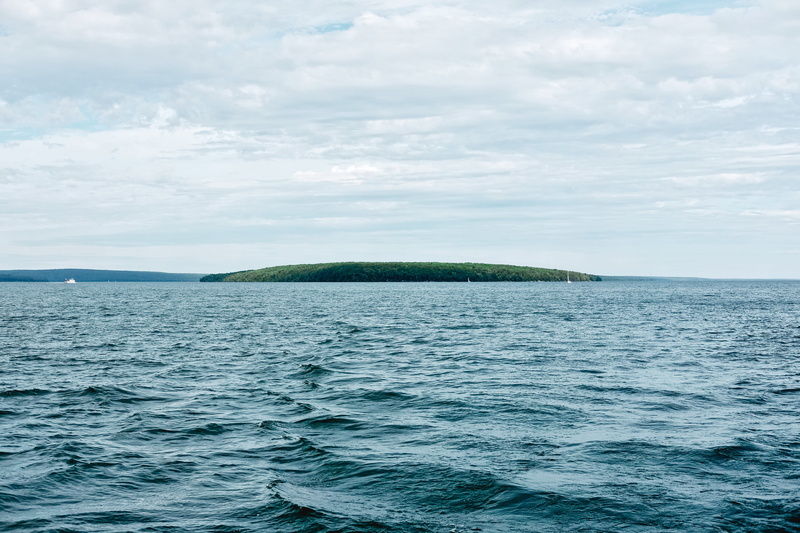 waterfront, lake superior, gray, day, outdoors, background, idyllic, lake, midwest, beauty in nature, sailing, green, cloud - sky, apostle islands, tranquility