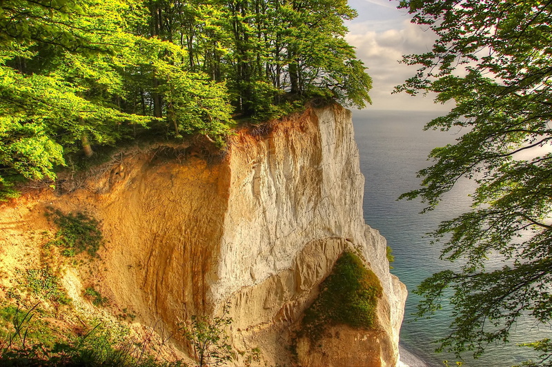 sea, Baltic Sea, mon, water, møns klint, moens klint, island mön, bank, outdoors, summer, mountain, photo, blue, landscape, holiday, no people, land, moen