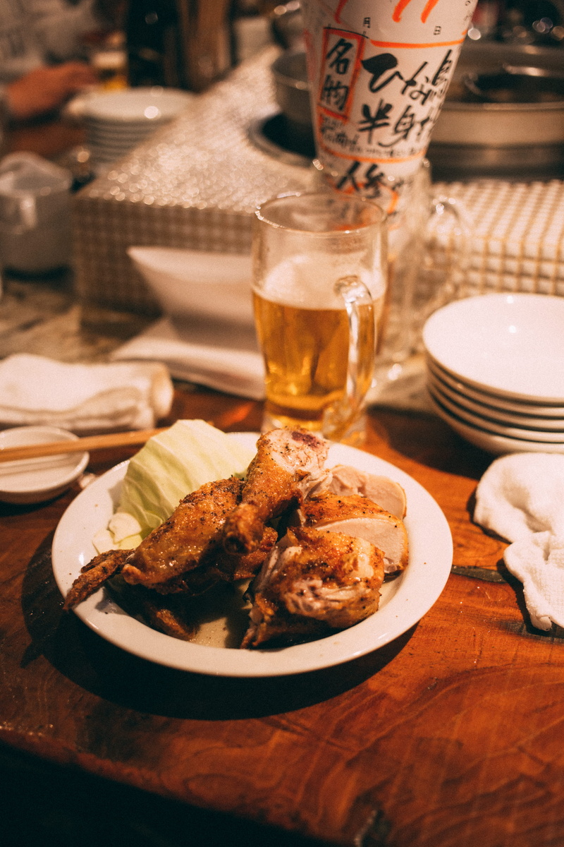 indoors, beer glass, business, plate, late, focus on foreground, fried chicken, drinking glass, food, japan, snack, setting, ready-to-eat, chicken, refreshment