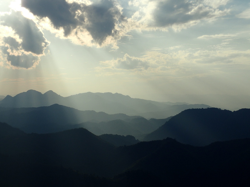 4K, sky, cloudscape, mountain Range, cloud - Sky, light, beauty In Nature, environment, non-urban scene, Good Evening, scenics - nature, sunlight, Clouds