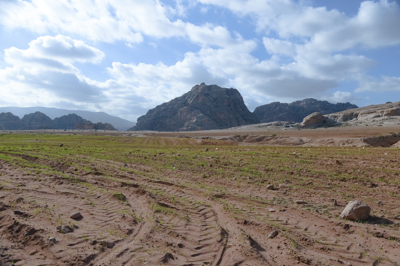 landscape, countryside, farming, arid climate, field, desert, scenery, rock, sky, Mountain, plateau, formation, nature, solid, mountain range, 5K, hill