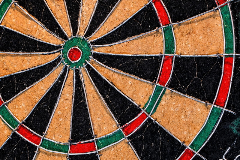 sport, design, accurate, 1080P, close-up, pattern, target, no people, circle, aim, leisure activity, skill, board, full frame, shape, indoors, day, dart