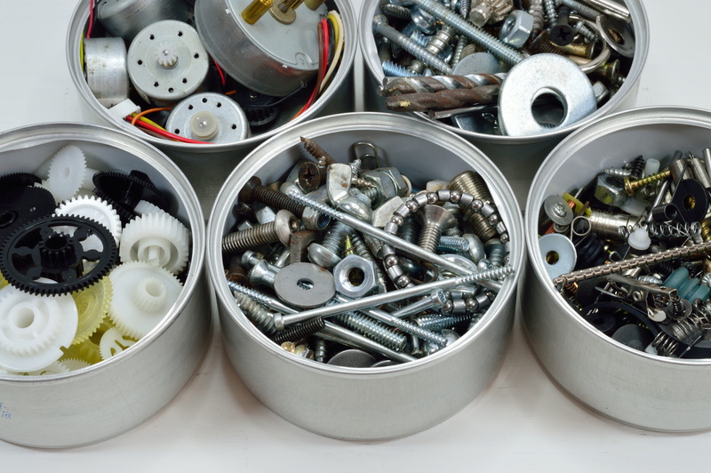 aluminum, bit, plastic, equipment, team, can, impaired, iron, choice, metallic, oxide, no people, indoors, variation, still life, round, collection, close-up