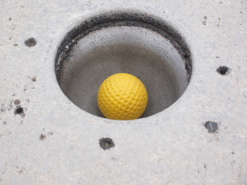 4K, yellow, citrus fruit, obstacles, miniature golf, no people, fruit, high angle view, geometric shape, putten, precision sport, activity, nature, putting
