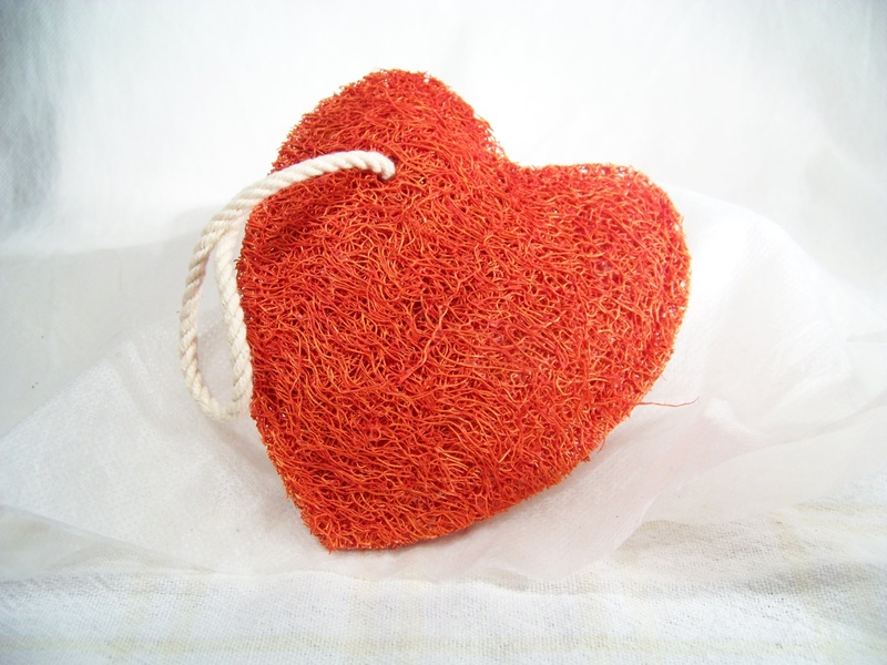white background, positive emotion, heart, love symbol, form, valentine, 2K, bath foam, body, still life, love, swim, wool, art and craft, emotion, heart shape