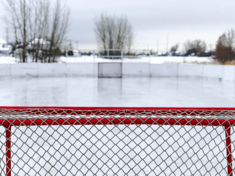 outdoors, winter sport, net, no people, barrier, cold temperature, snow, net - sports equipment, boundary, frozen, red, winter, white color, field, 4K