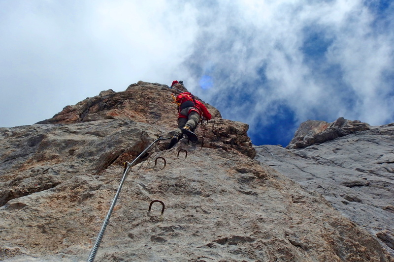 day, 4K, climbing, hiking, climber, rock, beautiful, mountains, one person, landscape, lifestyles, the alps, the risk of, clouds, via iron port, extreme sports