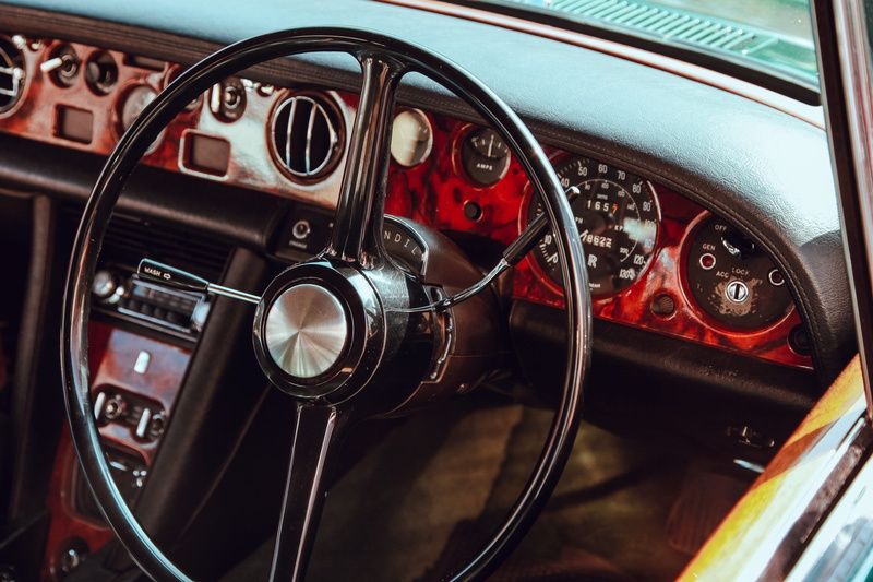 vintage, control panel, elegance, steering, close-up, old-fashioned, antique, luxury, shiny, sports Car, classic, no people, black, retro Styled, retro