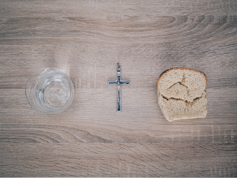 simplicity, still life, baked, high angle view, 4K, closeup, wood - material, close-up, bread, brown, clear, food and drink, household equipment, cookie