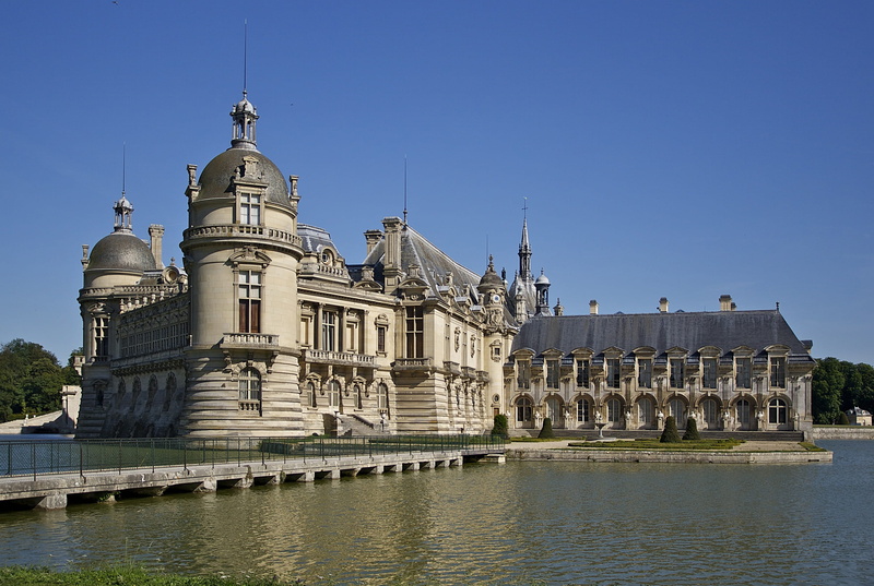 blue, travel destinations, chateau chantilly, outdoors, the past, 2K, travel, place of worship, nature, Chateau, architecture, tourism, Castle, architectural column