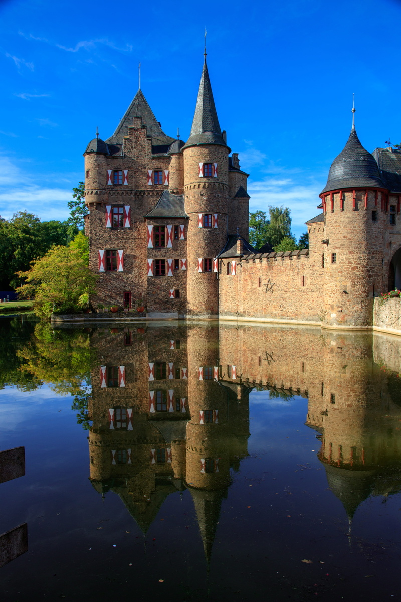 building, masonry, travel destinations, castle moat, burg satzvey, castle, outdoors, spirituality, the past, germany, religion, nature, old, middle ages
