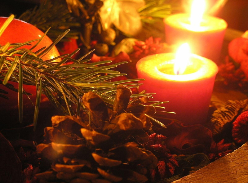 season, glowing, spirituality, lighting Equipment, heat - Temperature, candles, bright, illuminated, wood - Material, cultures, tea light, christmas Ornament