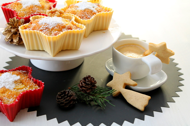 freshness, breakfast, cupcakes, plate, sweet Food, cupcake holder, indoors, bakery, snack, refreshment, white, cupcake, drink, homemade, food, brown, backgrounds