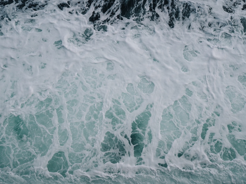 day, full frame, sea, aquatic sport, beauty in nature, ocean, wave, waterfront, sport, rippled, 4K, abstract, tranquility, foams, motion, water, gray