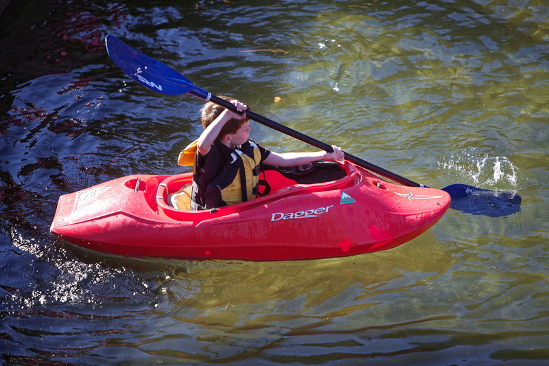 outdoors, action, sitting, one person, young, day, mode of transportation, lifestyles, leisure, child, paddle, people, kayaking, transportation, adventure