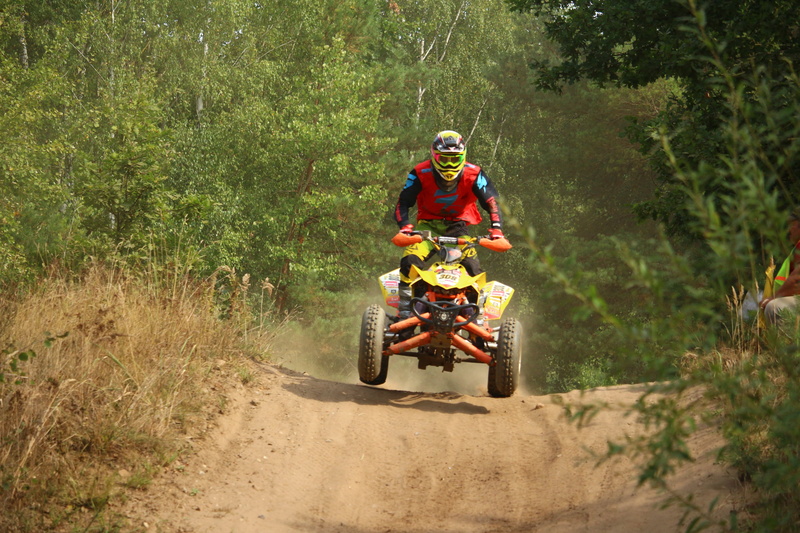 land vehicle, sport, motion, plant, competition, helmet, nature, dirt Road, race, people, asturias, motocross ride, engine, headwear, motocross, quad race