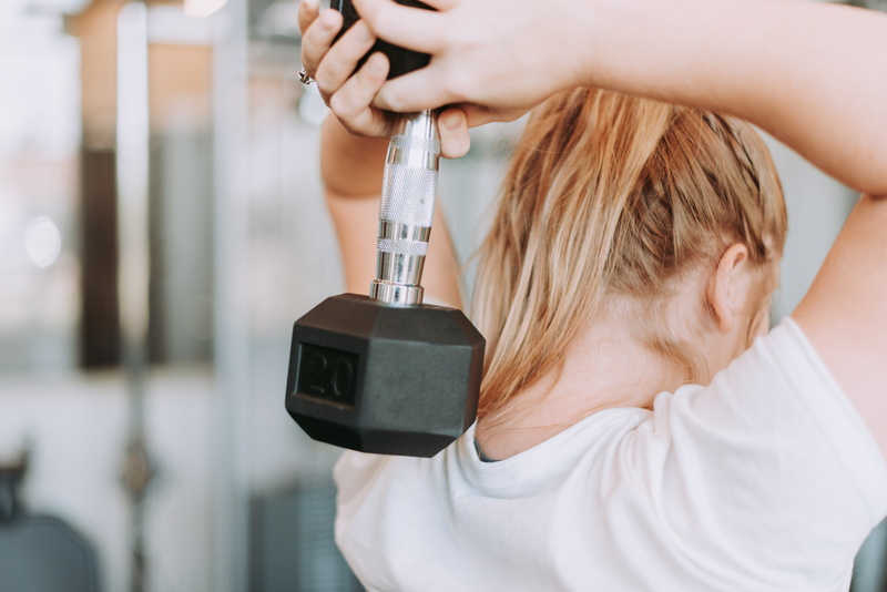 health Club, wellbeing, gym, crew, muscular Build, caucasian Ethnicity, health, weightlifting, 5K, females, weight Training, weights, beautiful, weightlift