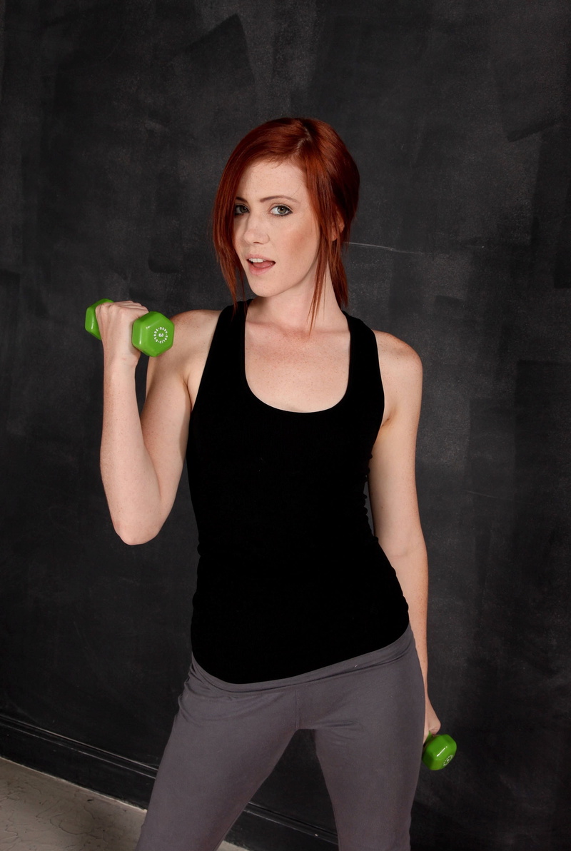 redheads, elle, 2K, x, alexandra, art, hd, leggings, women, people, dumbells, leg, fitness