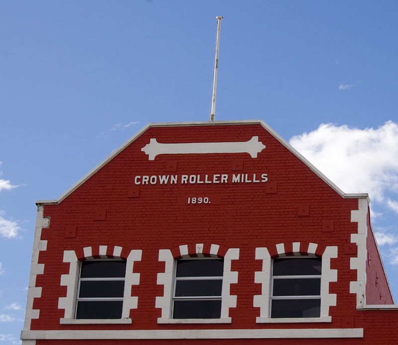 background, dunedin, red, clouds, text, art, old, building exterior, western script, sky, 2K, city, street, day, brick, new zealand, low angle view, nature