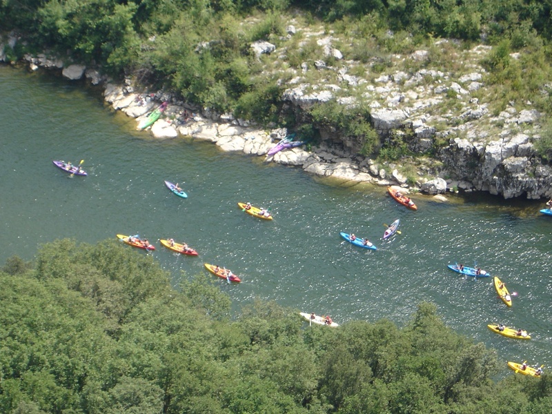 paddle, high angle view, group of people, transportation, france, nautical vessel, nature, ardeche, day, leisure activity, enjoyment, holiday, large group of people