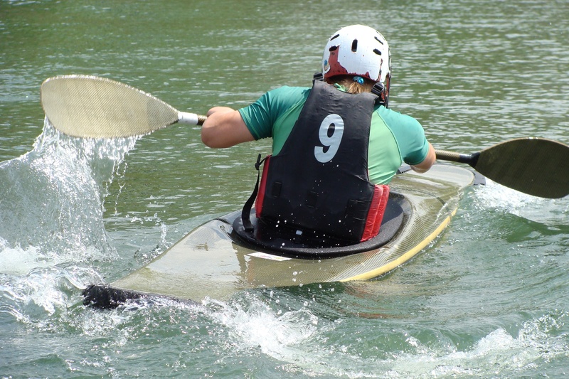 splashing, oar, water, nature, nautical vessel, lifestyles, transportation, day, kayak, waterfront, leisure activity, motion, one person, sea, adventure