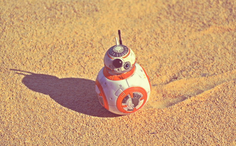 outdoors, toy, sand, transportation, close-up, no people, star, mode of transportation, sunny, nature, Star Wars, The Force Awakens, wars, single object