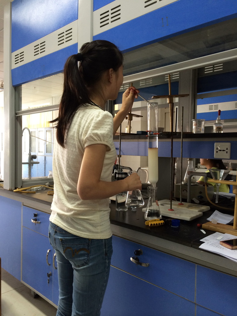 young adult, science and technology, chemical equipment, lifestyles, long hair, adult, organic synthesis, young women, university, instrument, three quarter length