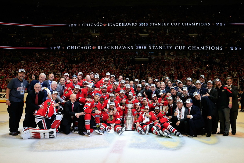 large group of people, sign, looking, group of people, outdoors, adult, sport, watching, text, chicago blackhawks screensavers backgrounds, western script
