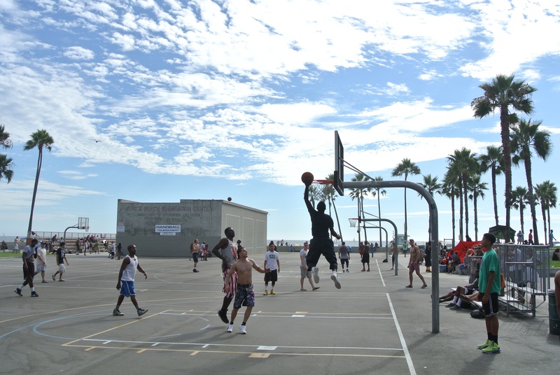 architecture, hoops, day, group of people, cloud - sky, nature, leap, real people, outdoors, large group of people, leisure activity, women, 4K, usa, basketball - sport