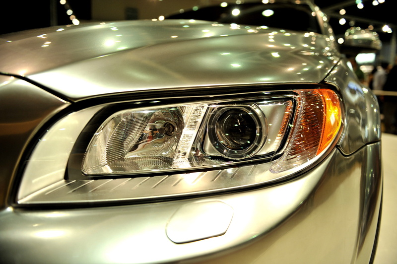 metal, macro, reflection, lights, glow, feel of speed, blur, machine front, luxury, mode of transportation, headlight, lighting equipment, front