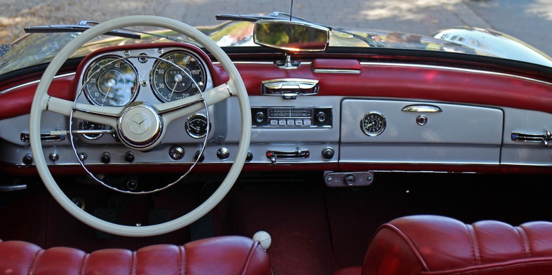 auto, mercedes, 4K, car, wheel, windshield, transportation, leather, dashboard, interior, nostalgia, indoors, easy to pry, benz, close-up, day, steering wheel
