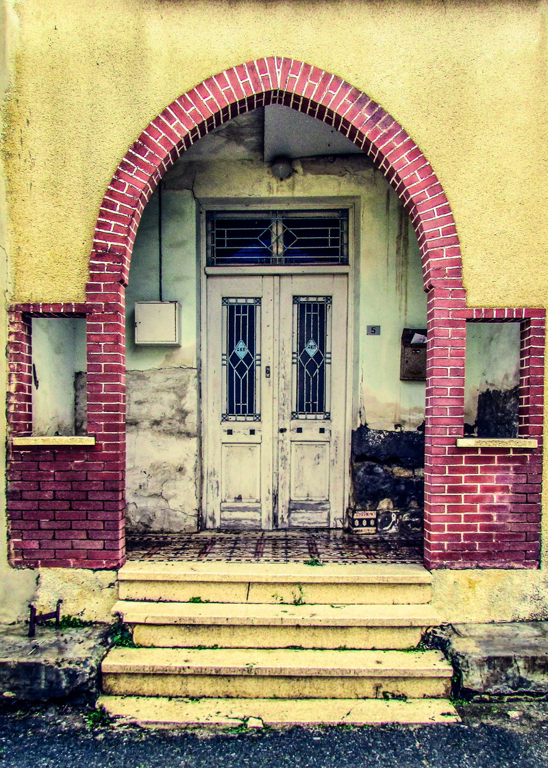 no people, residential district, wooden, yellow, wear, old house, grunge, day, safety, security, entrance, wall, village, built structure, staircase, doors