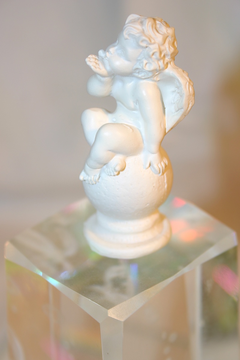 decoration, little angel, still life, sweet food, day, porcelain figurine, selective focus, temptation, focus on foreground, glass - material, love, small