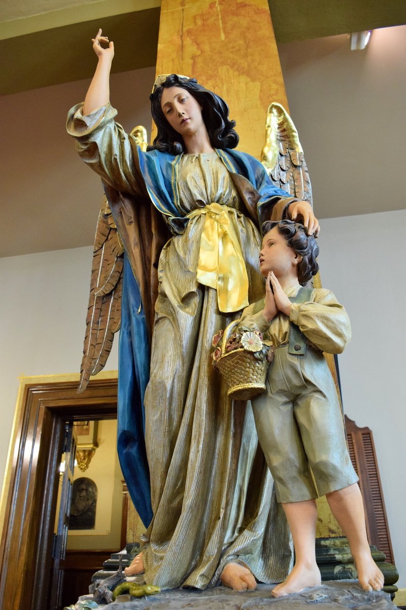 representation, mid adult women, church, mid adult, real people, standing, angel, sculpture, historic, religion, history, old, 5K, two people, people