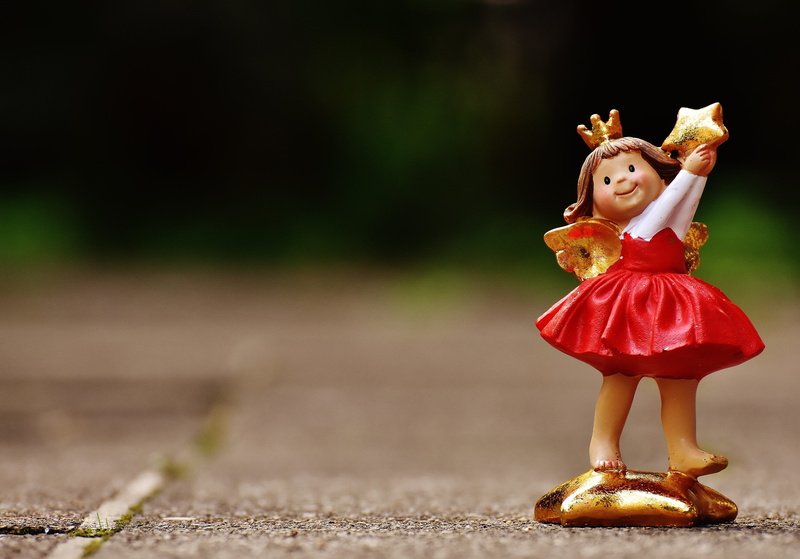 figures, dress, angel figure, hope, cute, clothing, guardian angel, emotion, christmas, nature, childhood, happiness, innocence, ceramic, red, human arm