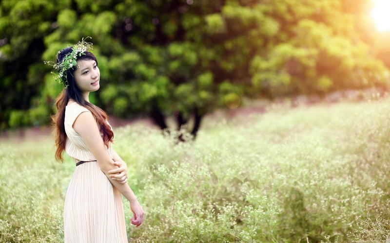 one person, outdoors, dress, photo, laurel wreath, three quarter length, s, plant, young adult, summer, looking, girl, sleeveless, fashion, beauty, adult